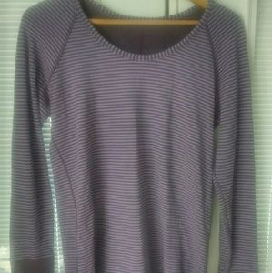 Lululemon reversible shirt